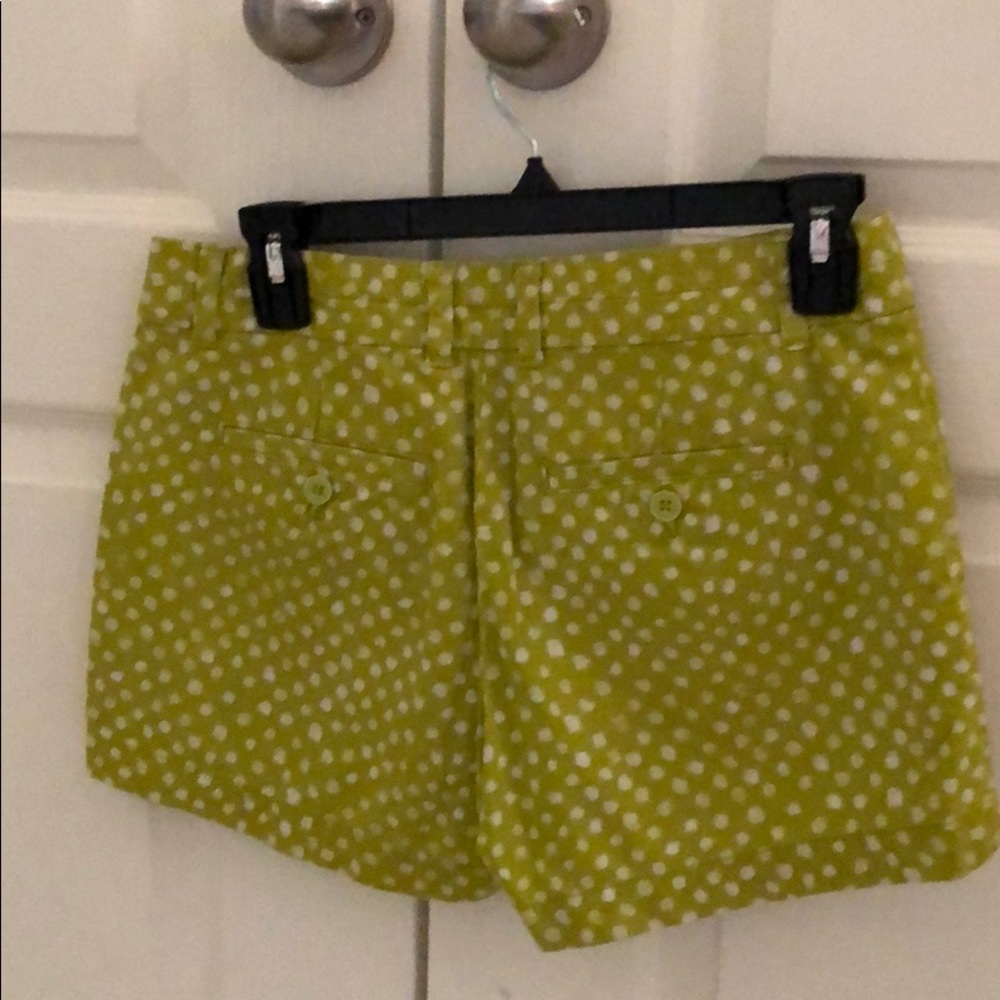 Ann Taylor LOFT Shorts - Size 0 - Picture 2 of 10